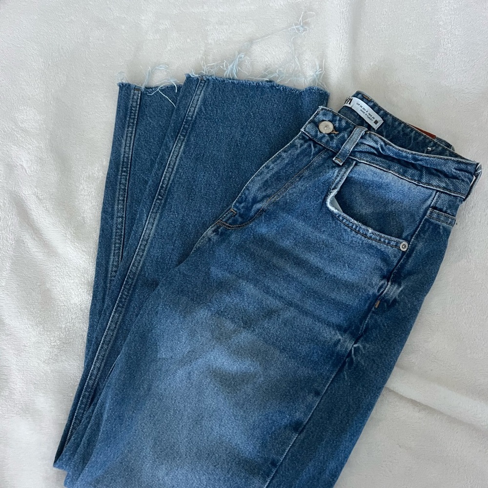 Zara Blue Straight Leg Jeans Classic Style